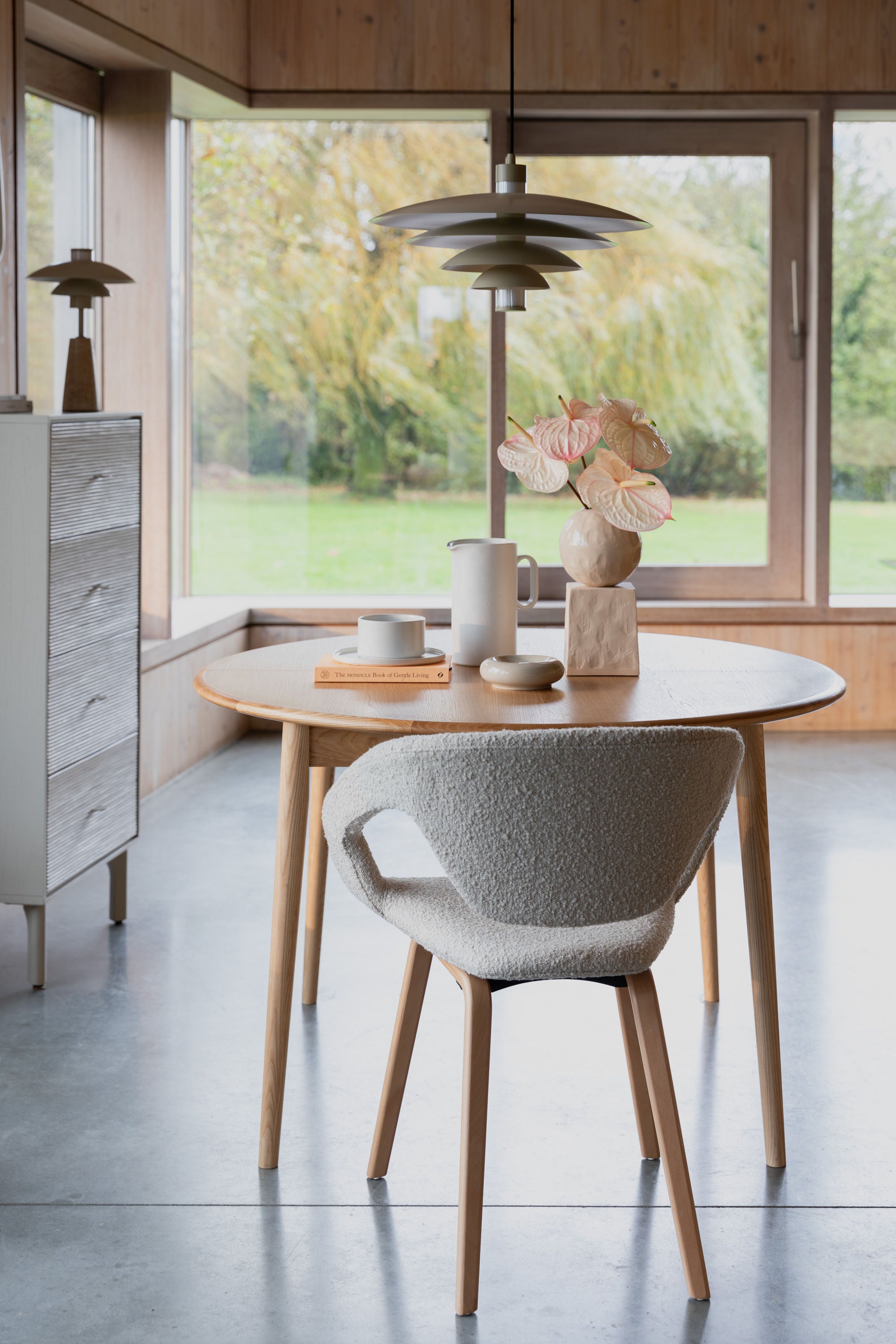 Zuiver Crocus Beige Gloss Spherical Vase - CLEARANCE
